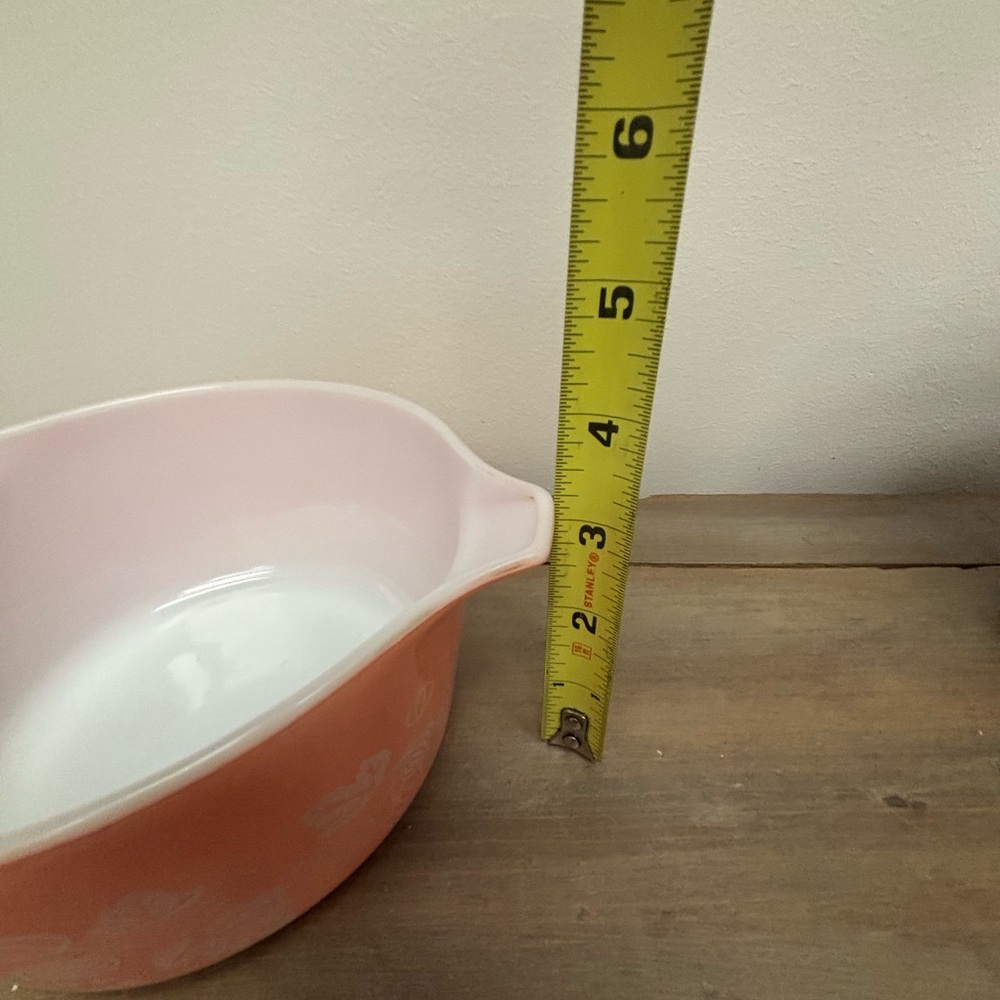 Vintage Pyrex Gooseberry Pink 473 1 Quart Round Covered Casserole dish with lid - Picture 15 of 15